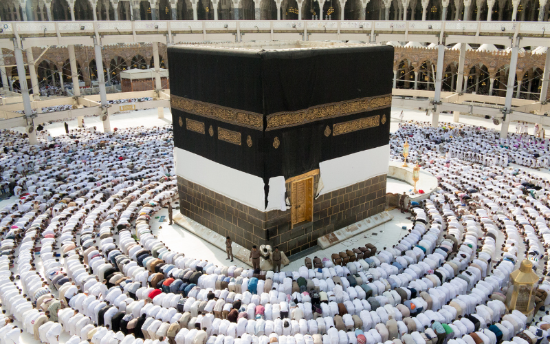 Bolehkah Wanita Berhaji Tanpa Mahrom. an-najma.com